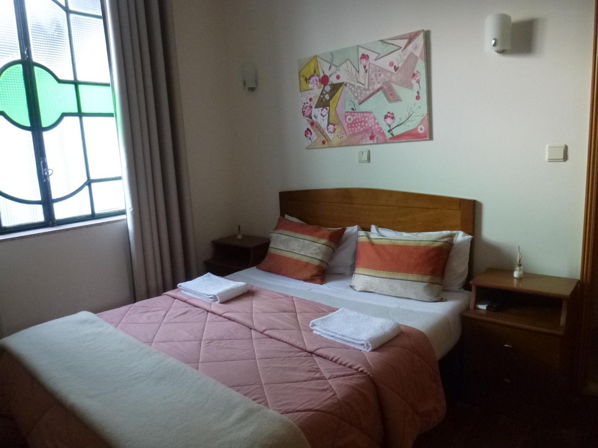 Отель Residencialusobrasileira Леса-да-Палмейра Экстерьер фото